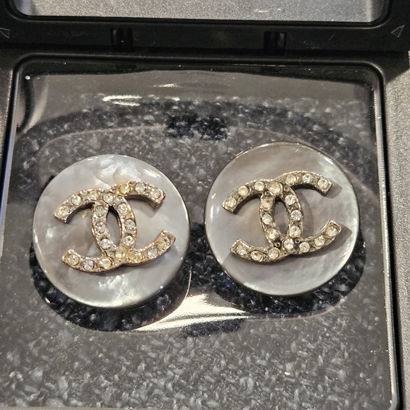 CHANEL Jewelry - CHANEL Pearl Gray and Gold Crystal Earrings